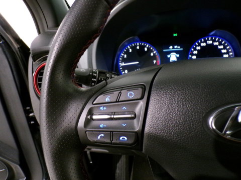 Hyundai KONA 1.0T Premium Apple-Carplay / Android-Auto Camera Parkeersensoren Keyless Sport-stoelen Cruise Navigatie Bluetooth