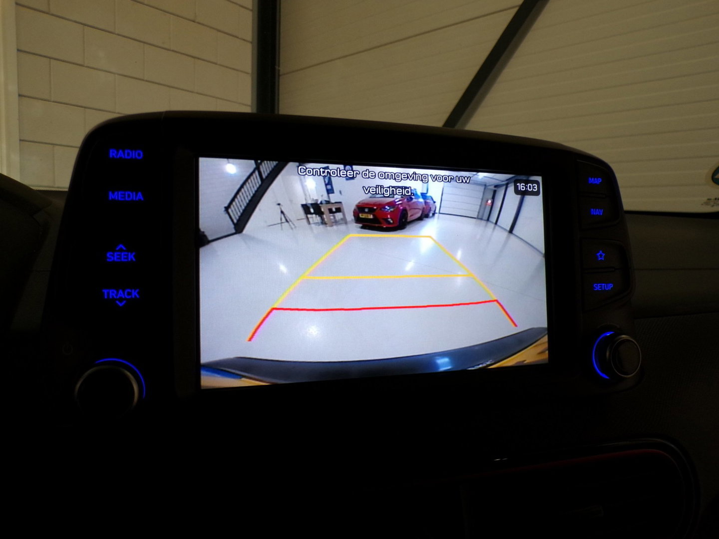 Hyundai KONA 1.0T Premium Apple-Carplay / Android-Auto Camera Parkeersensoren Keyless Sport-stoelen Cruise Navigatie Bluetooth