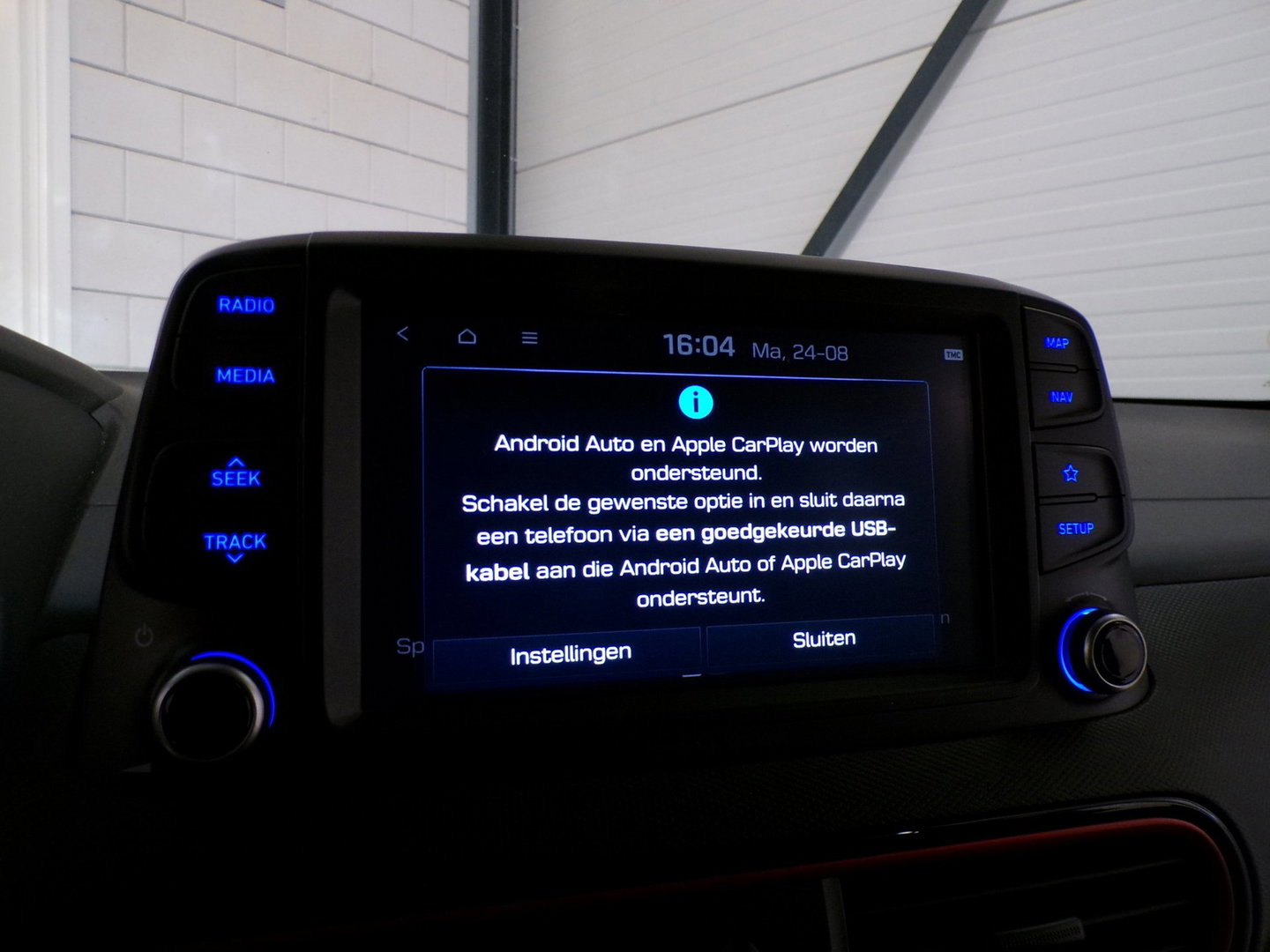 Hyundai KONA 1.0T Premium Apple-Carplay / Android-Auto Camera Parkeersensoren Keyless Sport-stoelen Cruise Navigatie Bluetooth