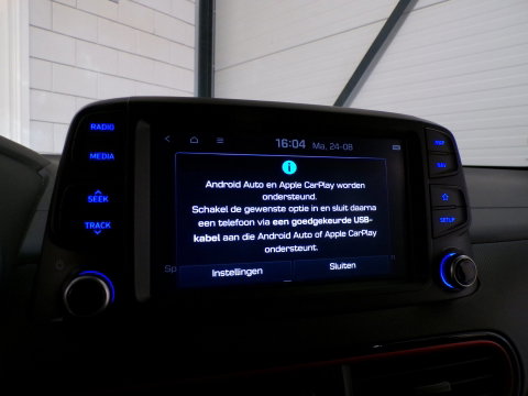 Hyundai KONA 1.0T Premium Apple-Carplay / Android-Auto Camera Parkeersensoren Keyless Sport-stoelen Cruise Navigatie Bluetooth
