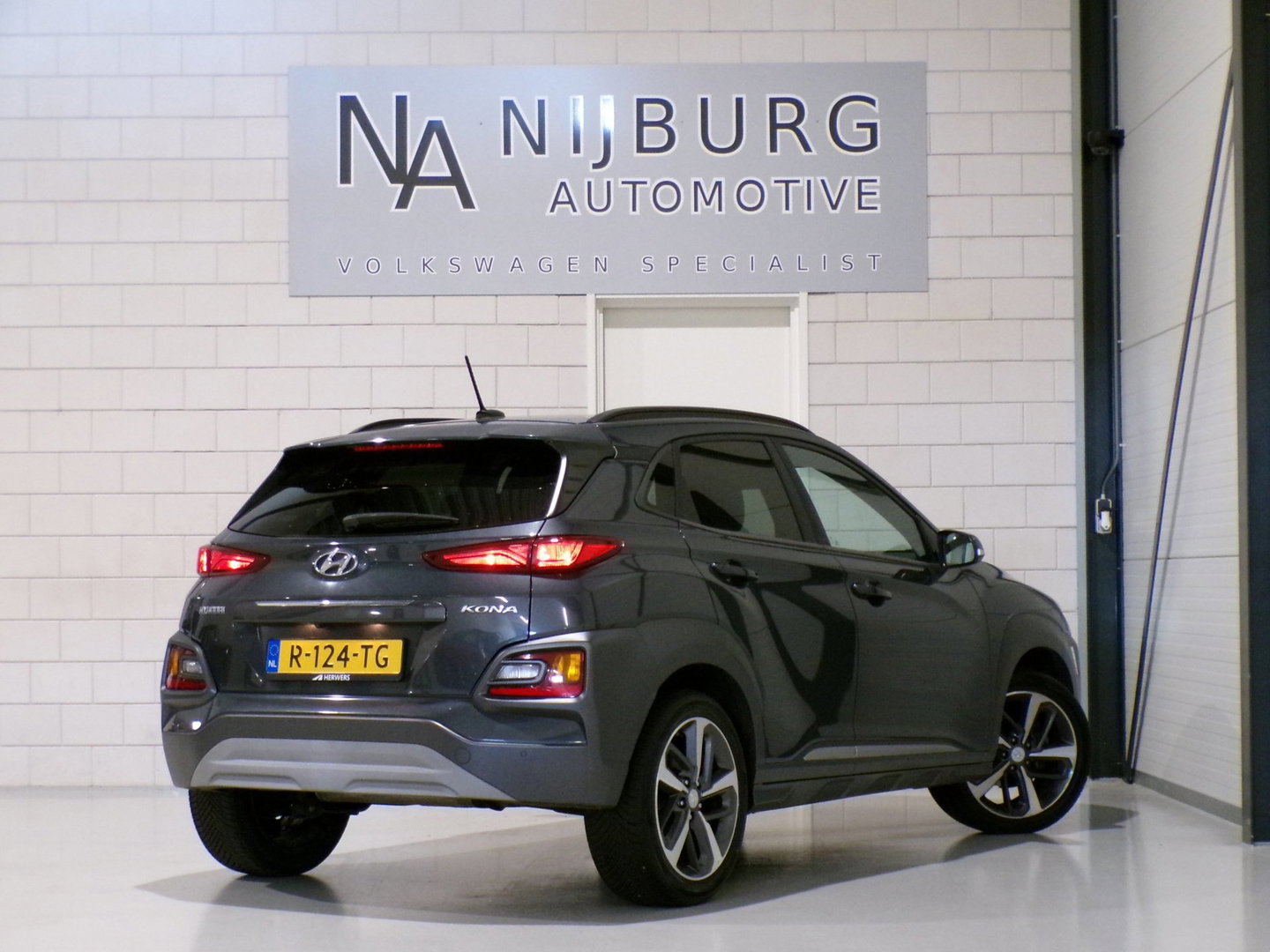 Hyundai KONA 1.0T Premium Apple-Carplay / Android-Auto Camera Parkeersensoren Keyless Sport-stoelen Cruise Navigatie Bluetooth