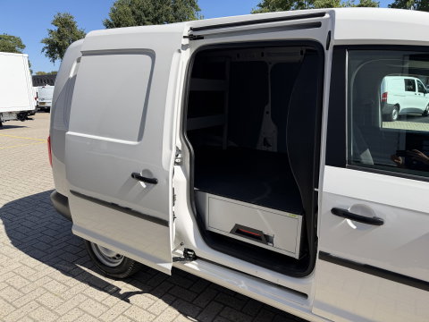 Volkswagen Caddy 2.0 TDI L2H1 BMT Maxi / vaste prijs rijklaar € 14.950 ex btw / lease vanaf € 252 / euro 6 / bpm vrij / Flexmo ingerichte laadruimte / pdc achter / airco / cruise