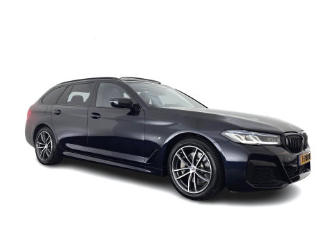 BMW 5 Serie Touring 530e xDrive Business Edition Plus M-Sportpack (Plug-in) {SoH-96%} (INCL.BTW) *PANO | HEAD-UP | LEATHER | FULL-LED | MEMORY-PACK | HARMAN/KARDON | BLINDSPOT | DIGI-COCKPIT | CAMERA | NAVI-FULLMAP | PRIVACY-GLASS | SHIFTPADDLES | ECC | PDC | 18''ALU