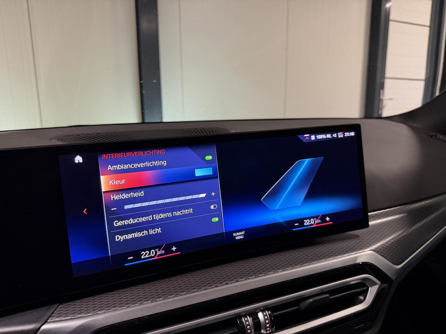 BMW 3 Serie 320e Sedan SOH 98% M-sport Pano Brooklyn Grau