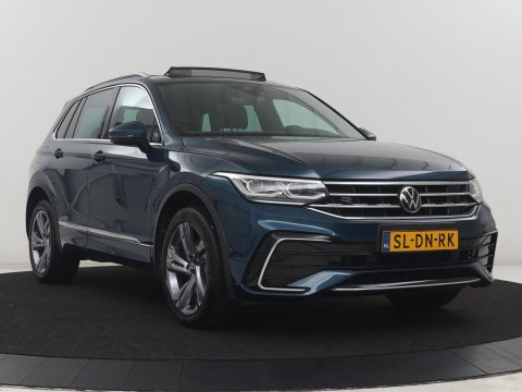 Volkswagen Tiguan 1.5 eHybrid Life Edition | SOH 91,0% | Panoramadak | Memory | Leder | Stuur/stoel verwarming | Adaptive cruise | Sfeerverlichting | 360 camera | Park assist | Carplay | Elektrische achterklep