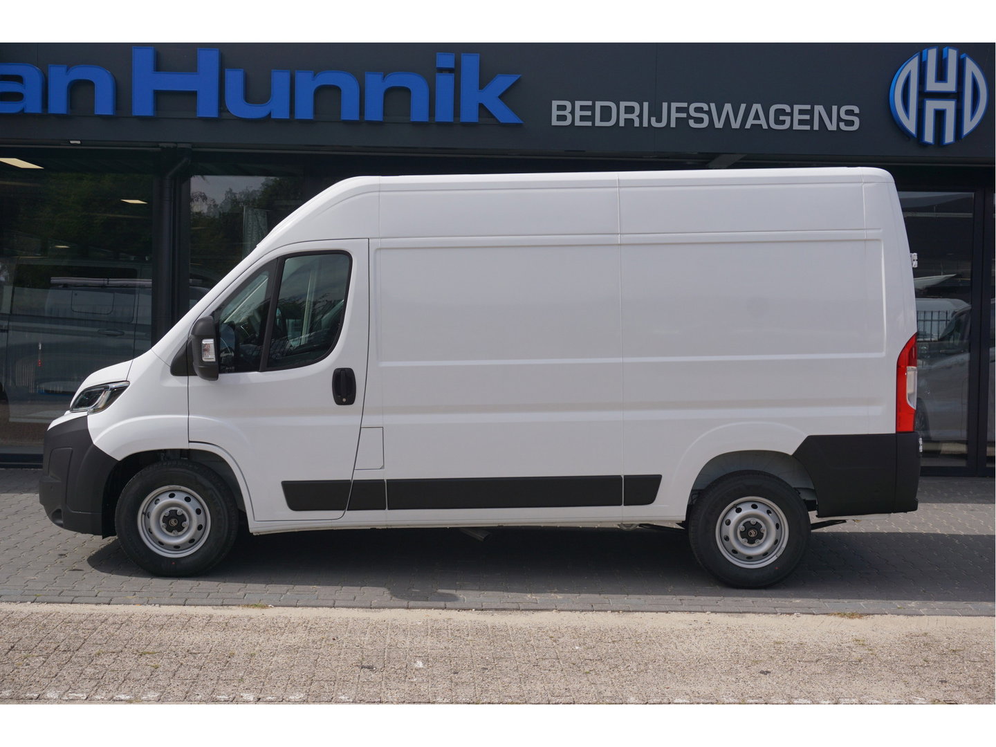 Citroën Jumper 35 2.2 140PK EAT8 Automaat L2H2 BPM VRIJ!! 10" Navi, Clima, Camera, ACC LED, 270º Deur!! NR. J104*