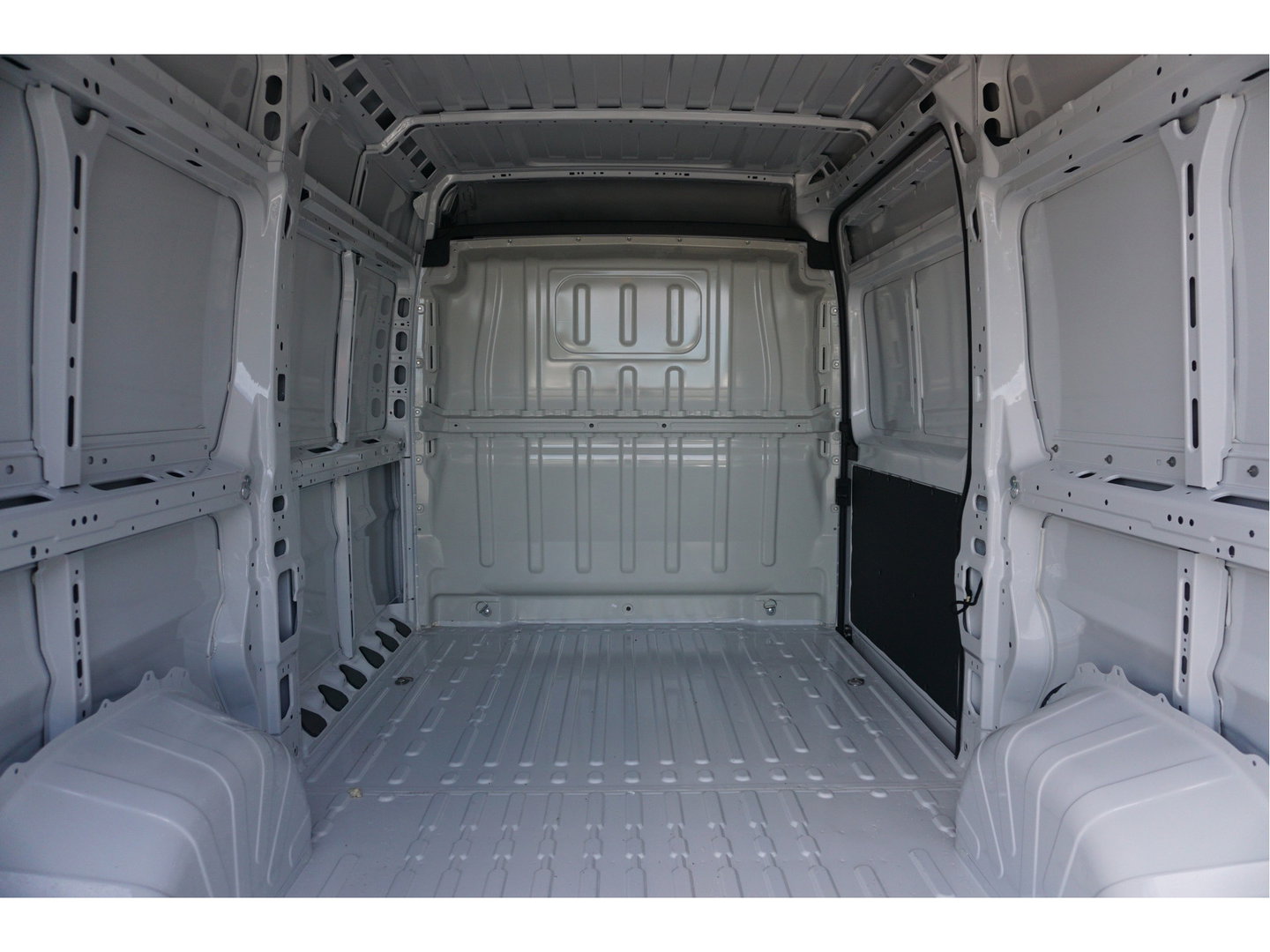 Citroën Jumper 35 2.2 140PK EAT8 Automaat L2H2 BPM VRIJ!! 10" Navi, Clima, Camera, ACC LED, 270º Deur!! NR. J104*