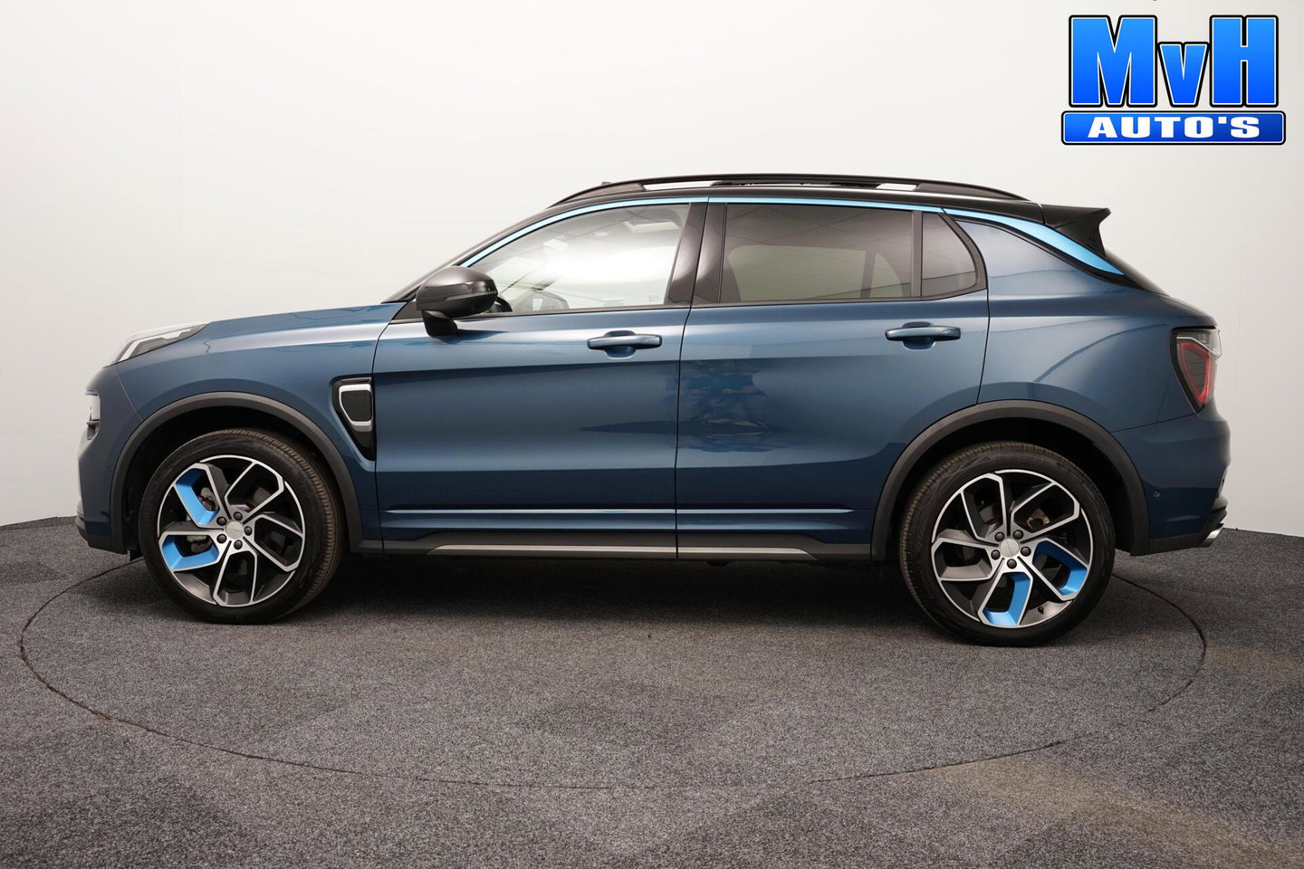 Lynk & Co 01 1.5 PHEV|SOH87%|262PK|LUXE|CAMERA|PANO