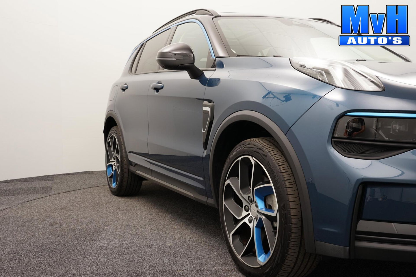 Lynk & Co 01 1.5 PHEV|SOH87%|262PK|LUXE|CAMERA|PANO
