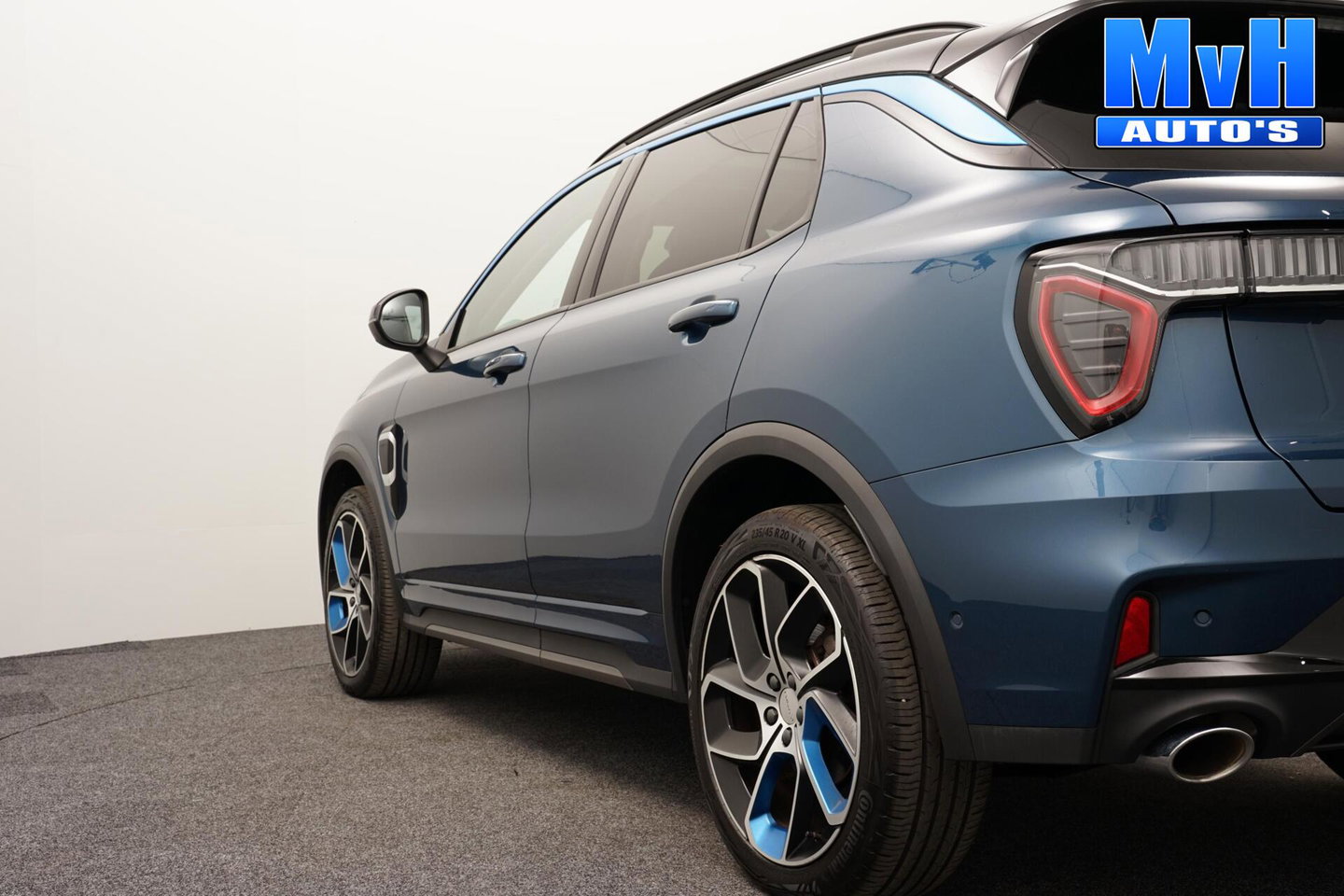 Lynk & Co 01 1.5 PHEV|SOH87%|262PK|LUXE|CAMERA|PANO