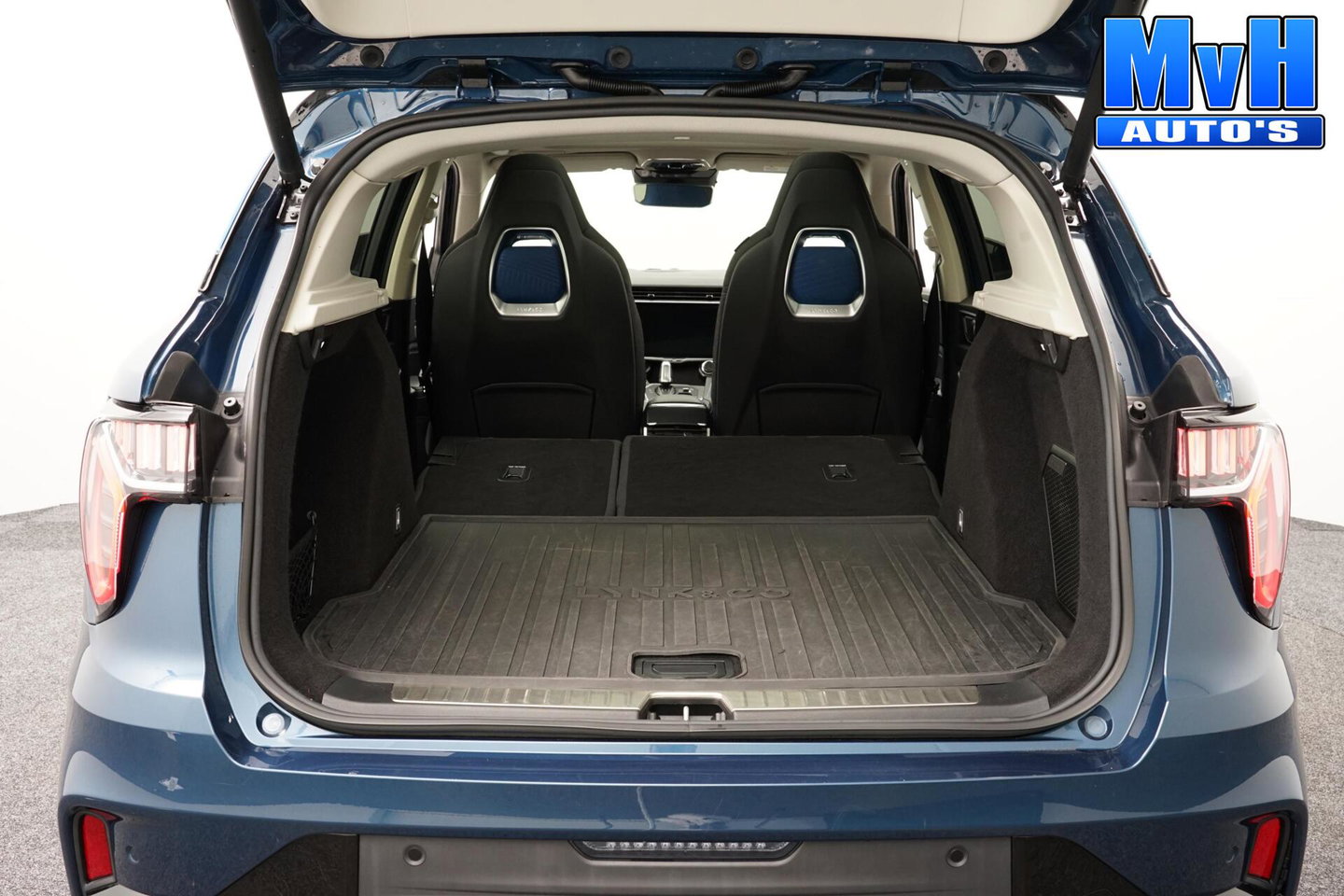 Lynk & Co 01 1.5 PHEV|SOH87%|262PK|LUXE|CAMERA|PANO