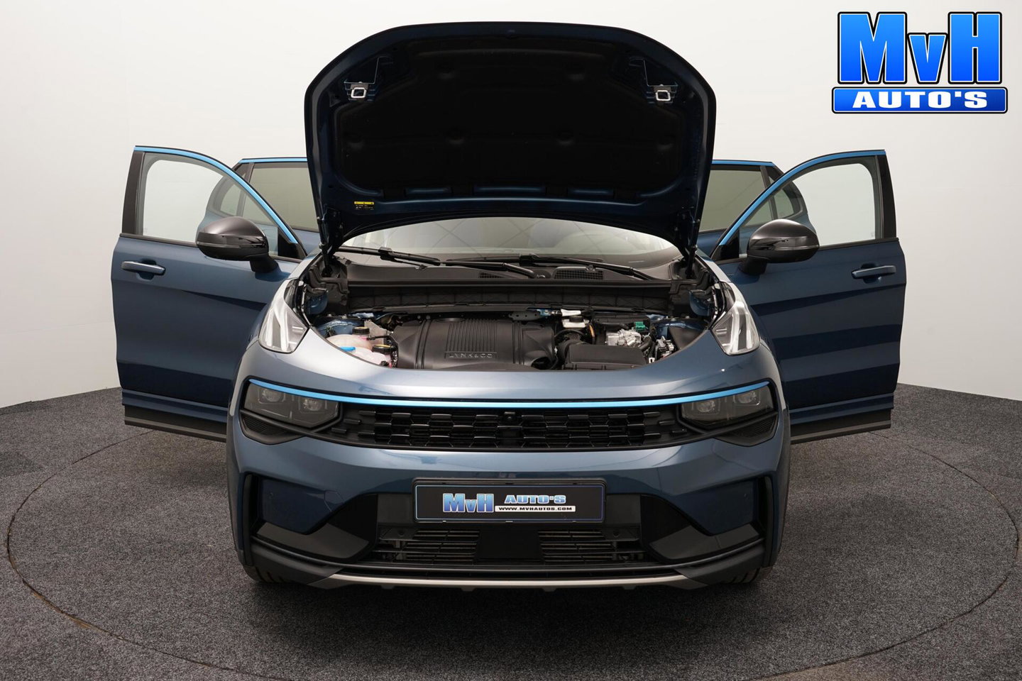 Lynk & Co 01 1.5 PHEV|SOH87%|262PK|LUXE|CAMERA|PANO