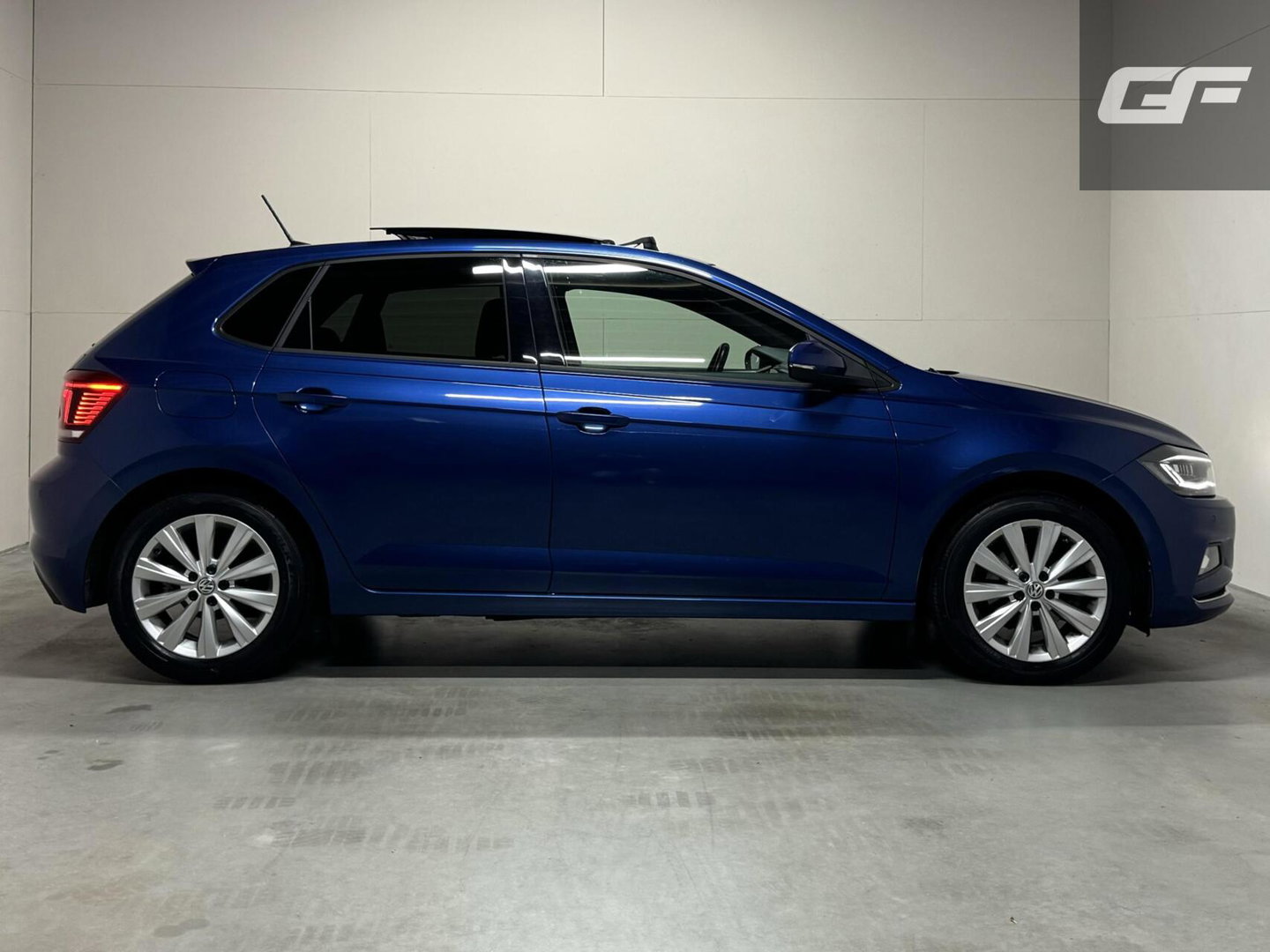 Volkswagen Polo 1.0 TSI Highline Pano Virtual Acc Carplay NAP
