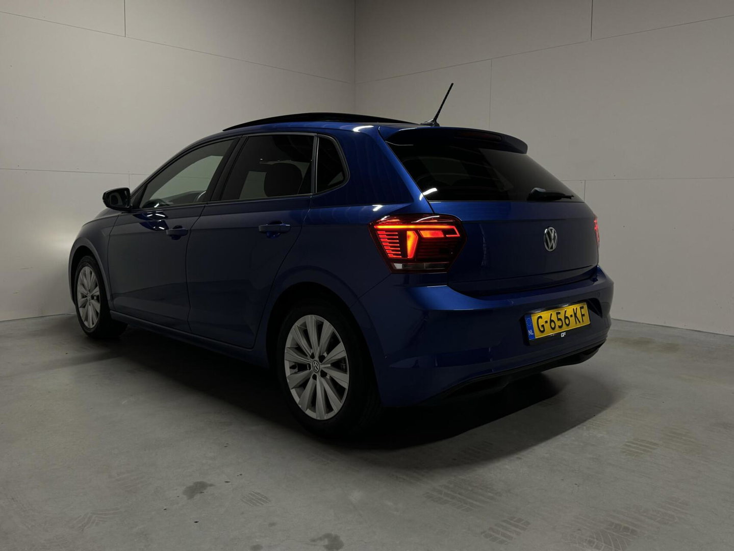 Volkswagen Polo 1.0 TSI Highline Pano Virtual Acc Carplay NAP