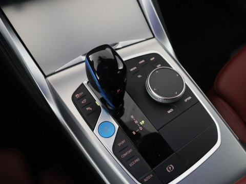 BMW i4 M50 High Executive 84 kWh | SOH 94,4% | Leder | Adaptive cruise | xDrive |  Stoelverwarming | Head-up | Harman/Kardon | Carplay | Sfeerverlichting | 360 camera | Park assist | Elektrische achterklep