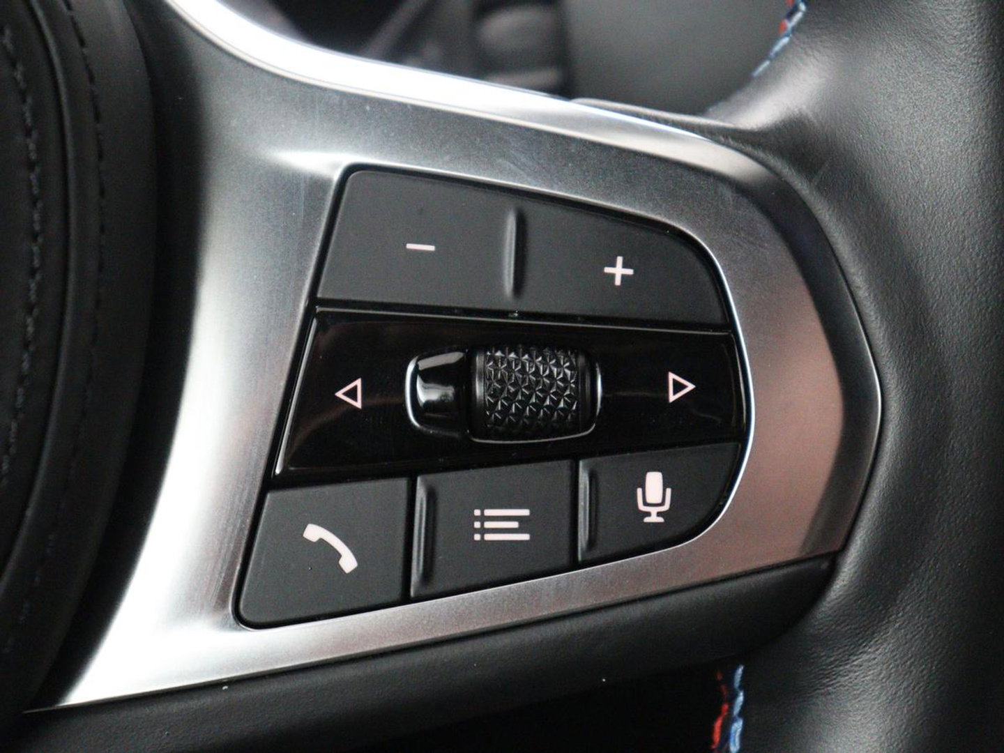 BMW i4 M50 High Executive 84 kWh | SOH 94,4% | Leder | Adaptive cruise | xDrive |  Stoelverwarming | Head-up | Harman/Kardon | Carplay | Sfeerverlichting | 360 camera | Park assist | Elektrische achterklep