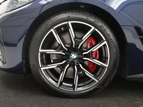 BMW i4 M50 High Executive 84 kWh | SOH 94,4% | Leder | Adaptive cruise | xDrive |  Stoelverwarming | Head-up | Harman/Kardon | Carplay | Sfeerverlichting | 360 camera | Park assist | Elektrische achterklep
