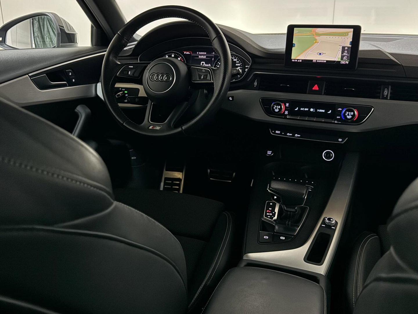 Audi A4 Avant 35 TFSI Sport S-Line Navi Cruise Trekh. NAP