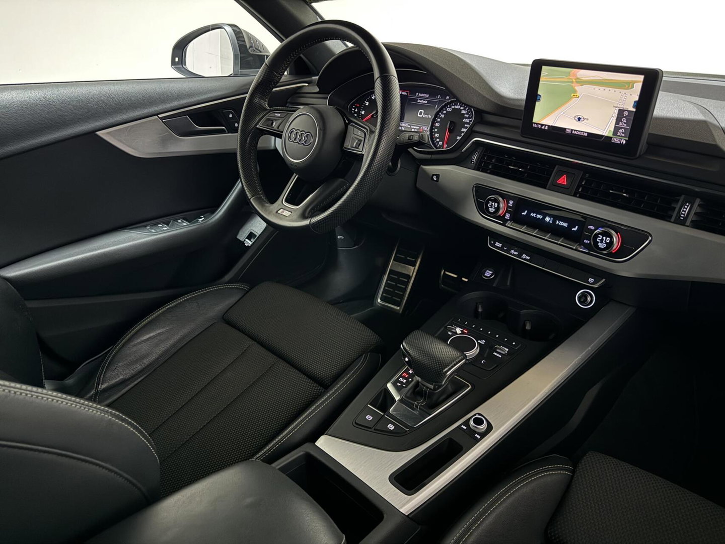 Audi A4 Avant 35 TFSI Sport S-Line Navi Cruise Trekh. NAP