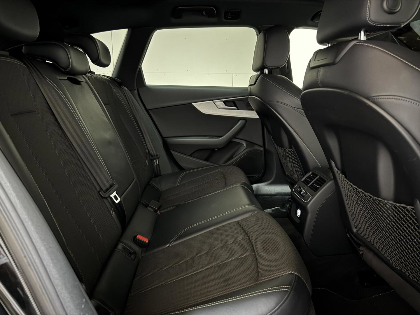 Audi A4 Avant 35 TFSI Sport S-Line Navi Cruise Trekh. NAP