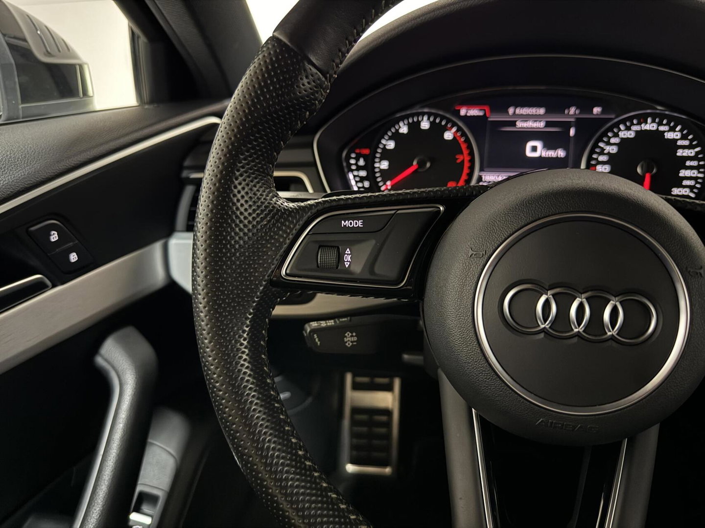 Audi A4 Avant 35 TFSI Sport S-Line Navi Cruise Trekh. NAP