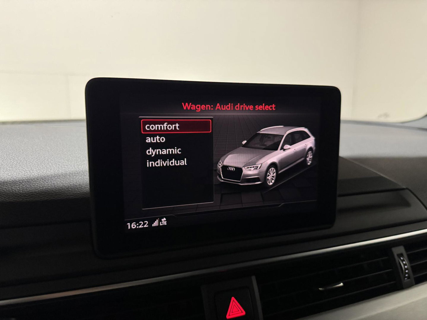 Audi A4 Avant 35 TFSI Sport S-Line Navi Cruise Trekh. NAP