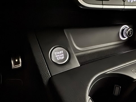 Audi A4 Avant 35 TFSI Sport S-Line Navi Cruise Trekh. NAP