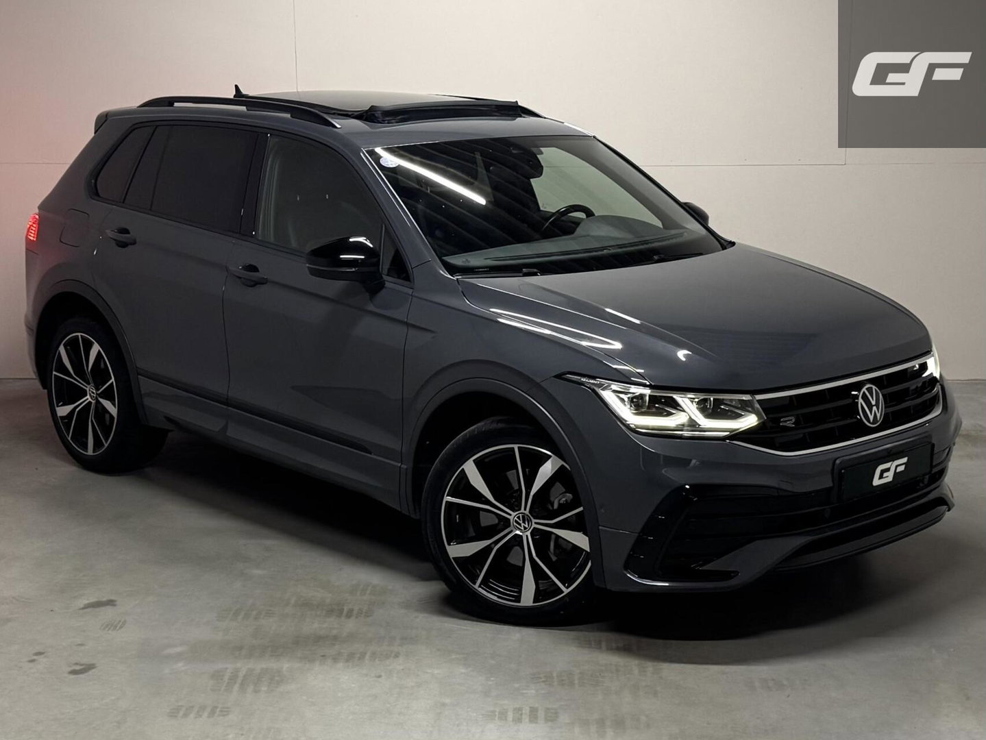 Volkswagen Tiguan 1.4 TSI eHybrid R-Line Black Edtion Leer Pano Memory 360°