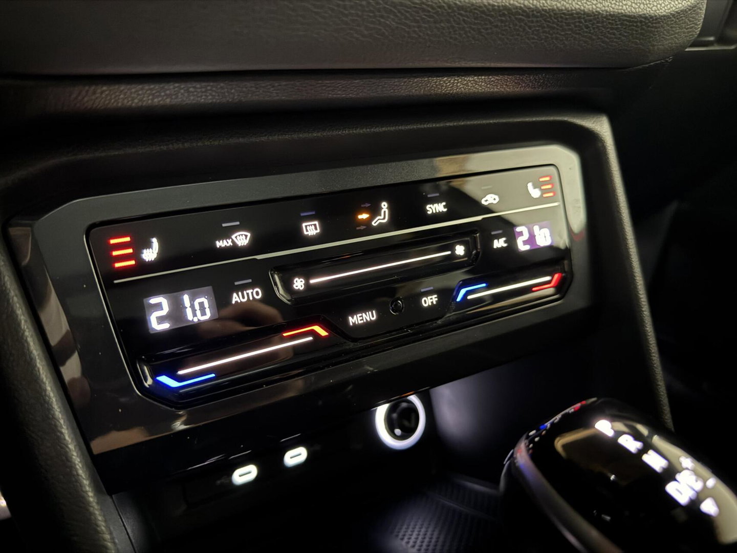 Volkswagen Tiguan 1.4 TSI eHybrid R-Line Black Edtion Leer Pano Memory 360°