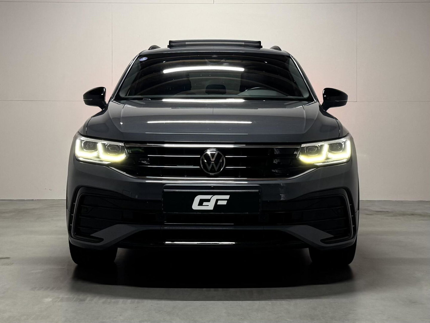 Volkswagen Tiguan 1.4 TSI eHybrid R-Line Black Edtion Leer Pano Memory 360°