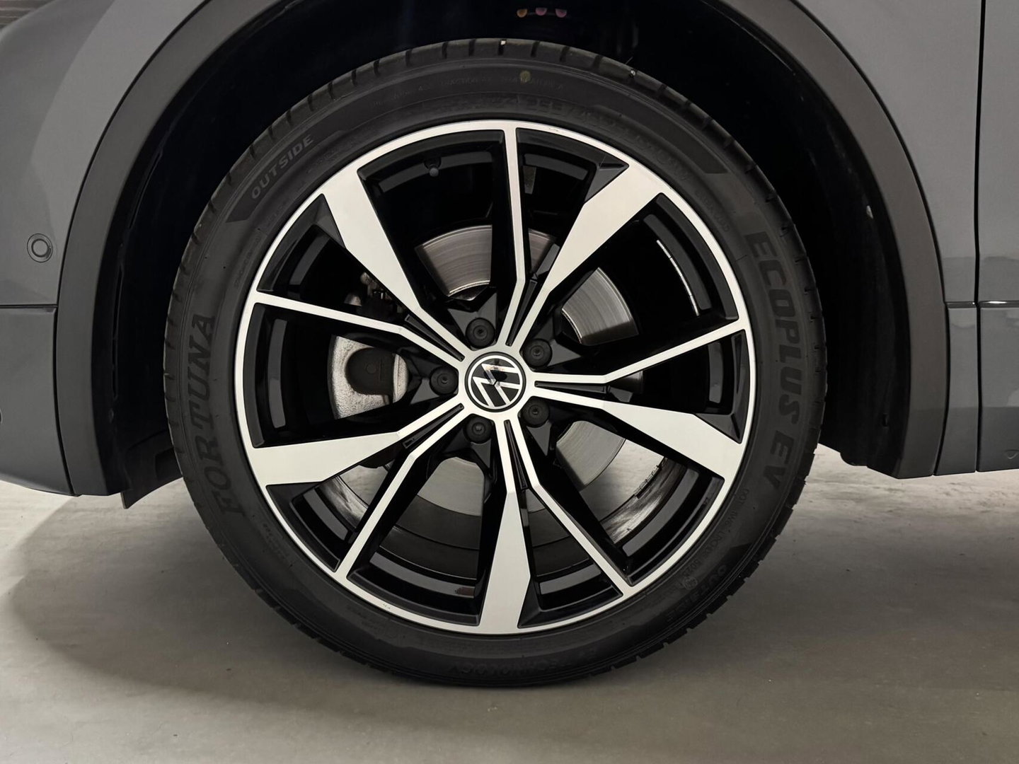 Volkswagen Tiguan 1.4 TSI eHybrid R-Line Black Edtion Leer Pano Memory 360°