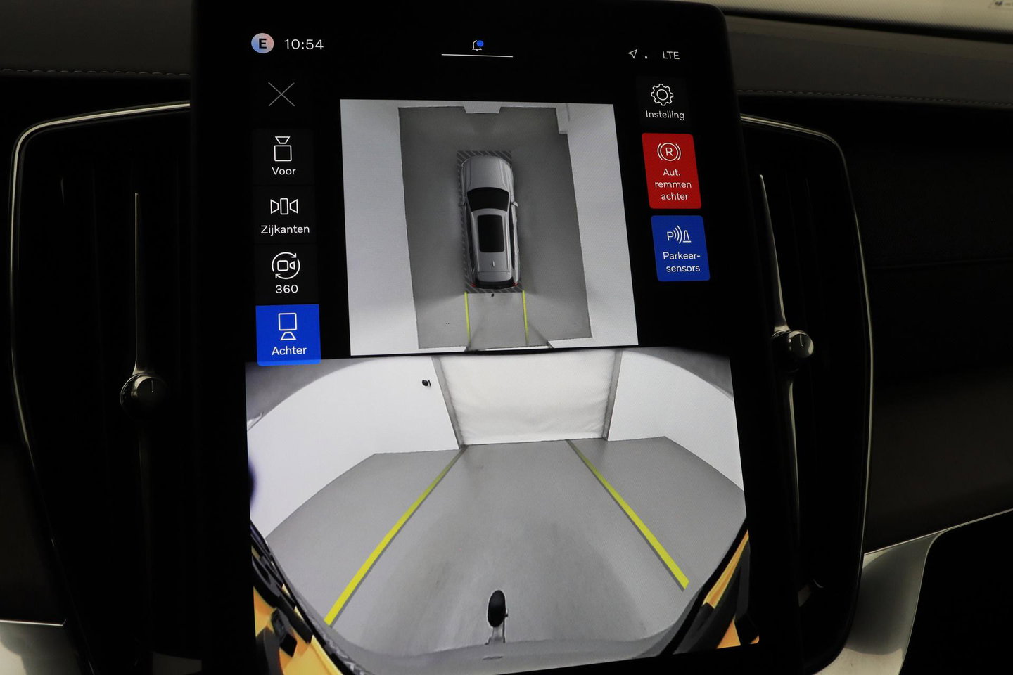Volvo XC90 T8 Ultra Bright | Luchtvering | Bowers & Wilkins | Trekhaak | Stoelventilatie