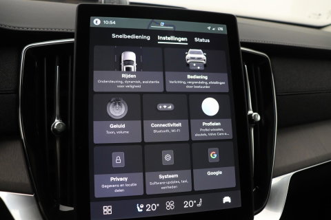 Volvo XC90 T8 Ultra Bright | Luchtvering | Bowers & Wilkins | Trekhaak | Stoelventilatie