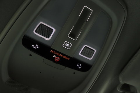 Volvo XC90 T8 Ultra Bright | Luchtvering | Bowers & Wilkins | Trekhaak | Stoelventilatie