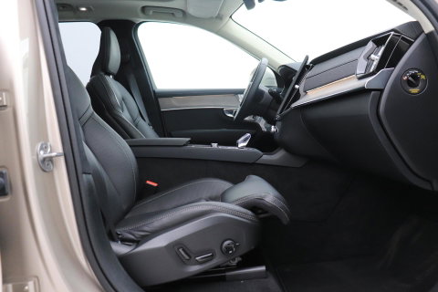 Volvo XC90 T8 Ultra Bright | Luchtvering | Bowers & Wilkins | Trekhaak | Stoelventilatie