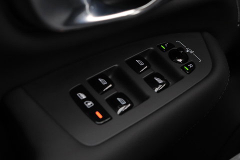 Volvo XC90 T8 Ultra Bright | Luchtvering | Bowers & Wilkins | Trekhaak | Stoelventilatie