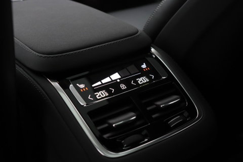 Volvo XC90 T8 Ultra Bright | Luchtvering | Bowers & Wilkins | Trekhaak | Stoelventilatie
