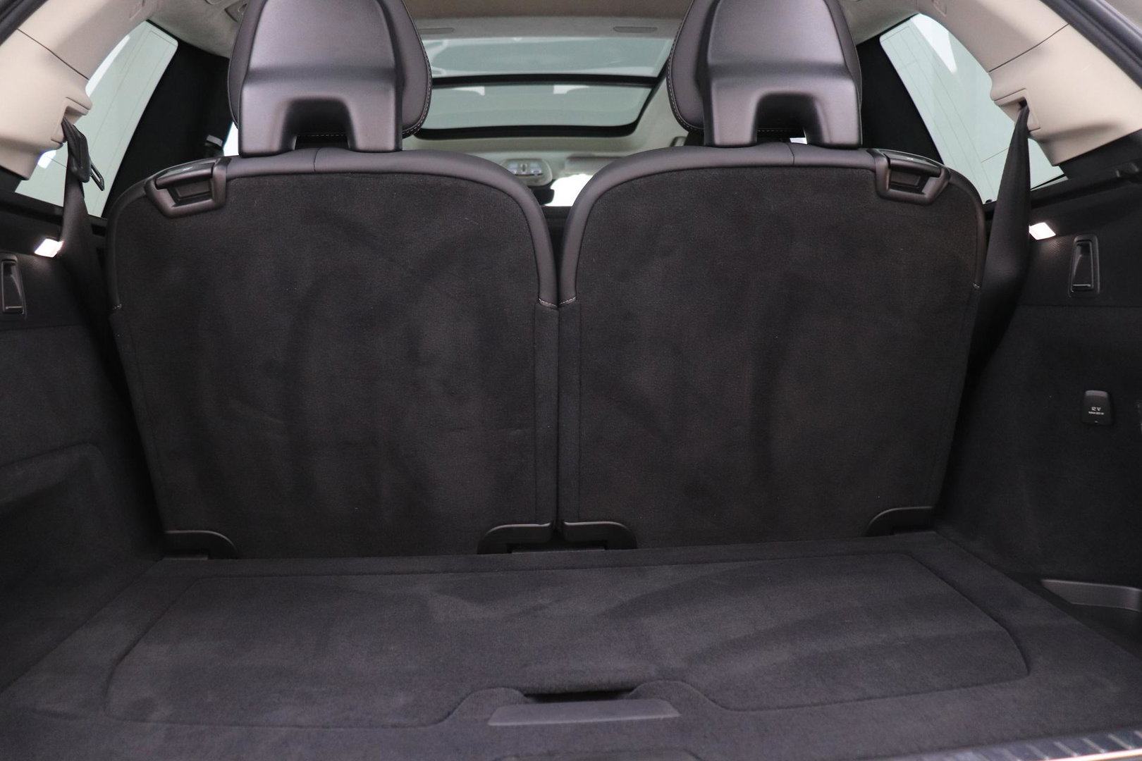 Volvo XC90 T8 Ultra Bright | Luchtvering | Bowers & Wilkins | Trekhaak | Stoelventilatie
