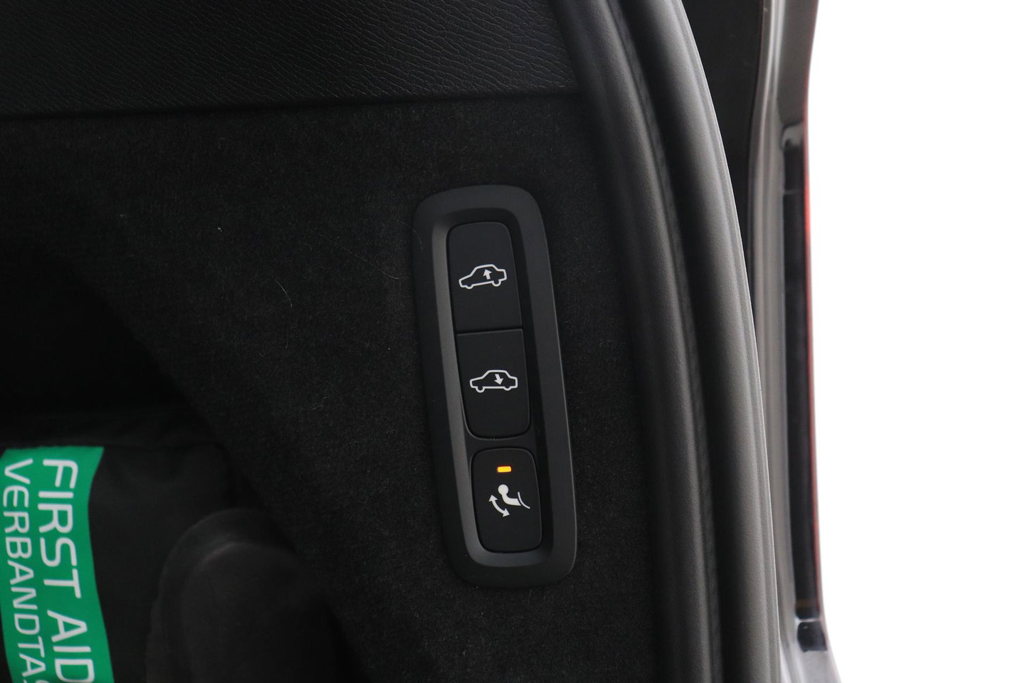 Volvo XC90 T8 Ultra Bright | Luchtvering | Bowers & Wilkins | Trekhaak | Stoelventilatie