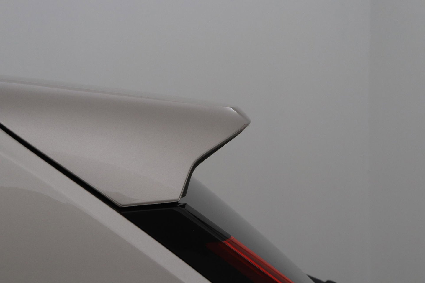 Volvo XC90 T8 Ultra Bright | Luchtvering | Bowers & Wilkins | Trekhaak | Stoelventilatie