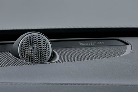 Volvo XC90 T8 Ultra Dark | Bowers&Wilkins | Stoelventilatie | Trekhaak | Panoramadak | 360° Camera | Massage | Head-Up | ACC