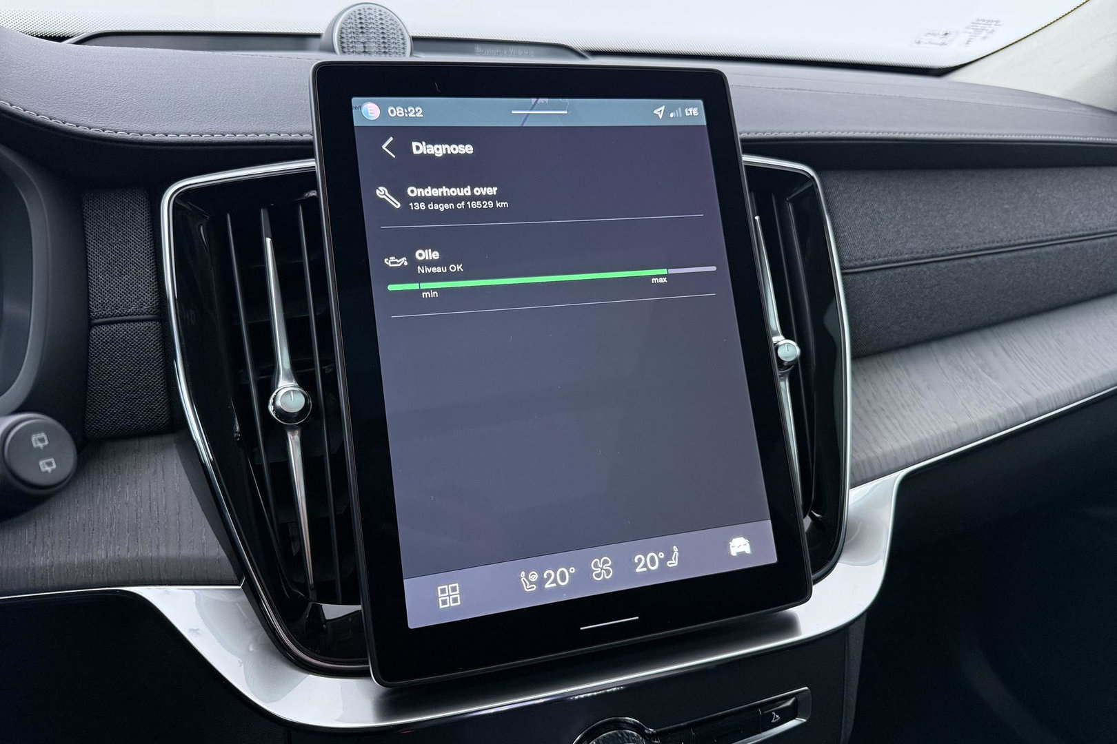 Volvo XC90 T8 Ultra Dark | Bowers&Wilkins | Stoelventilatie | Trekhaak | Panoramadak | 360° Camera | Massage | Head-Up | ACC