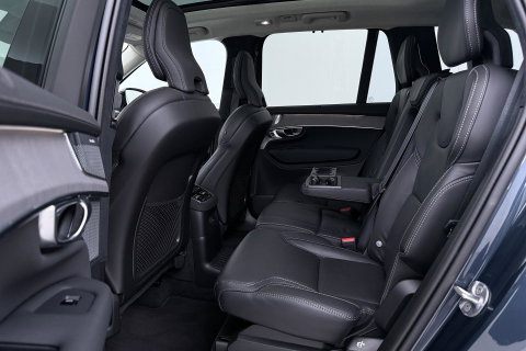 Volvo XC90 T8 Ultra Dark | Bowers&Wilkins | Stoelventilatie | Trekhaak | Panoramadak | 360° Camera | Massage | Head-Up | ACC