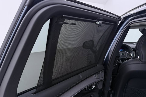 Volvo XC90 T8 Ultra Dark | Bowers&Wilkins | Stoelventilatie | Trekhaak | Panoramadak | 360° Camera | Massage | Head-Up | ACC