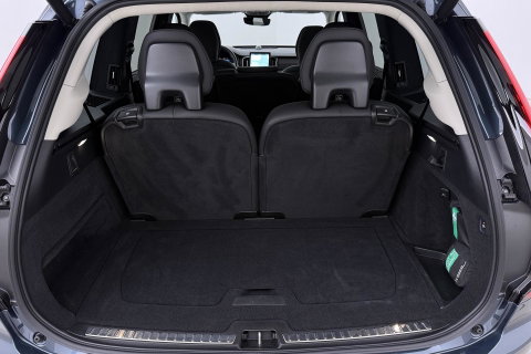 Volvo XC90 T8 Ultra Dark | Bowers&Wilkins | Stoelventilatie | Trekhaak | Panoramadak | 360° Camera | Massage | Head-Up | ACC