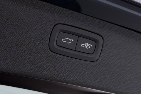 Volvo XC90 T8 Ultra Dark | Bowers&Wilkins | Stoelventilatie | Trekhaak | Panoramadak | 360° Camera | Massage | Head-Up | ACC
