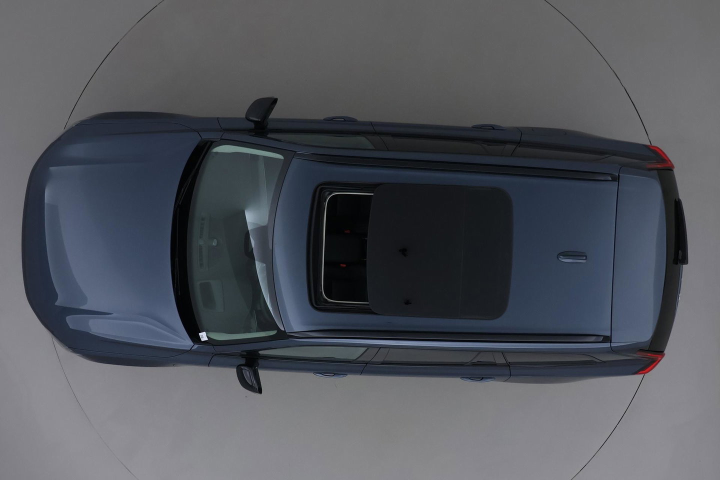 Volvo XC90 T8 Ultra Dark | Bowers&Wilkins | Stoelventilatie | Trekhaak | Panoramadak | 360° Camera | Massage | Head-Up | ACC