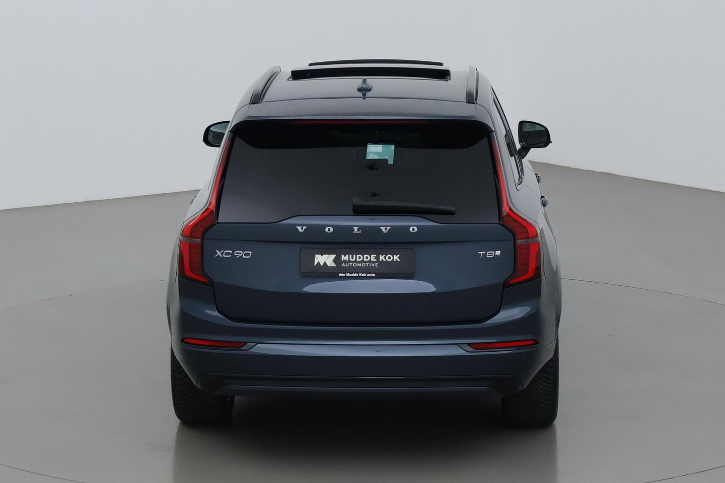 Volvo XC90 T8 Ultra Dark | Bowers&Wilkins | Stoelventilatie | Trekhaak | Panoramadak | 360° Camera | Massage | Head-Up | ACC