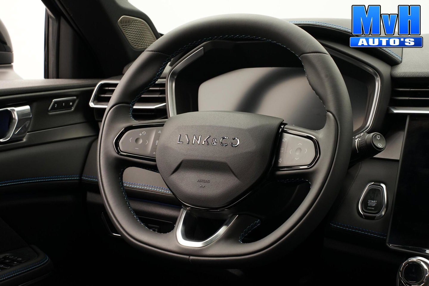 Lynk & Co 01 1.5 PHEV|ZWARTE.HEMEL|360ºCAM|PANO|262PK