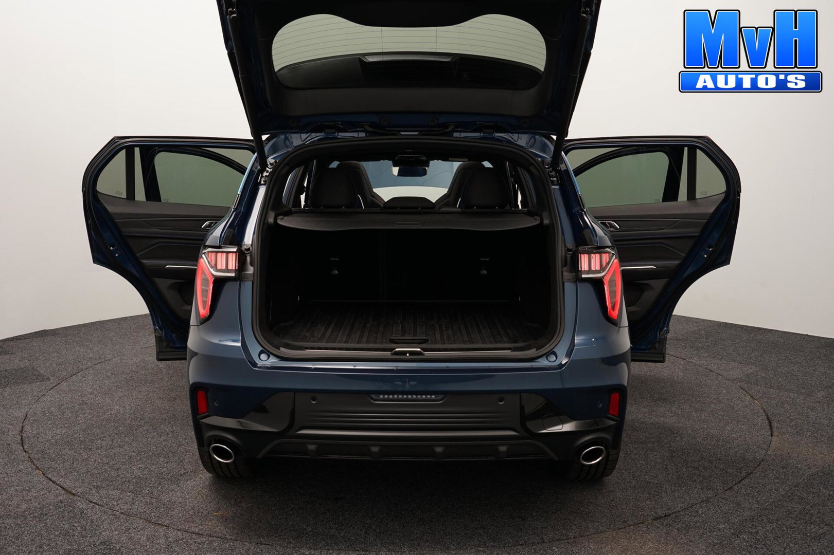 Lynk & Co 01 1.5 PHEV|ZWARTE.HEMEL|360ºCAM|PANO|262PK